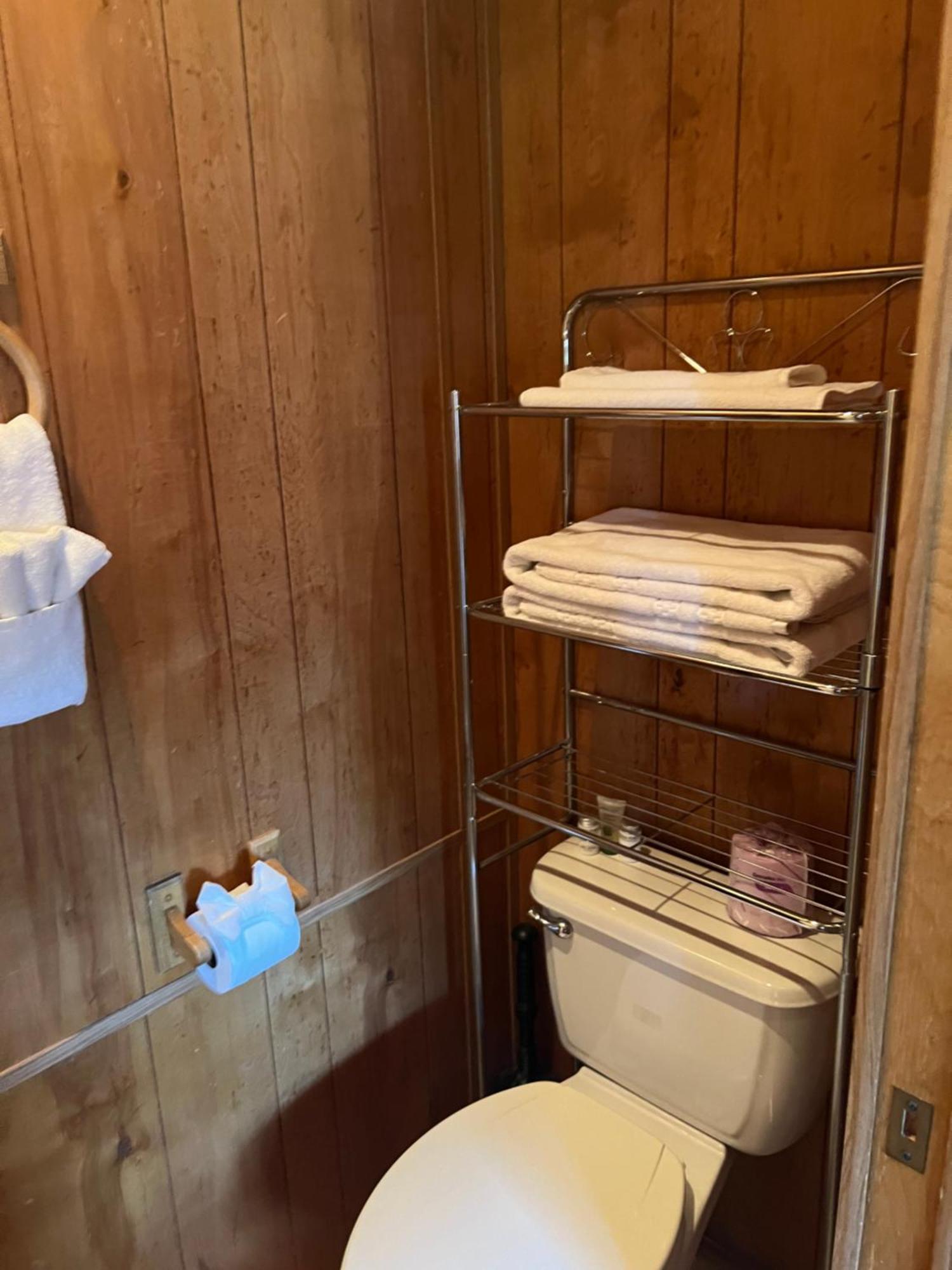 Stampede Rv B&B 툼스톤 외부 사진