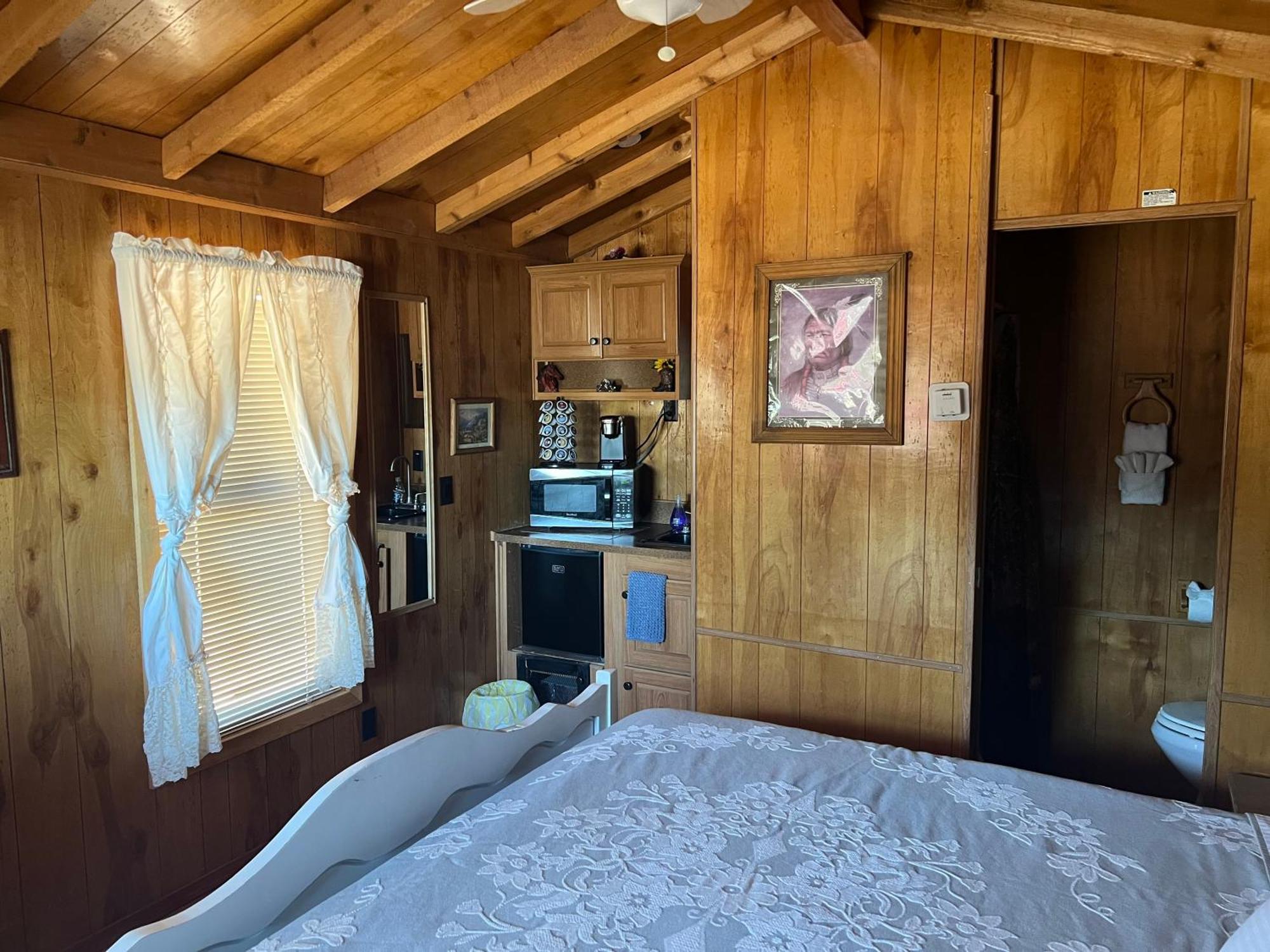 Stampede Rv B&B 툼스톤 외부 사진